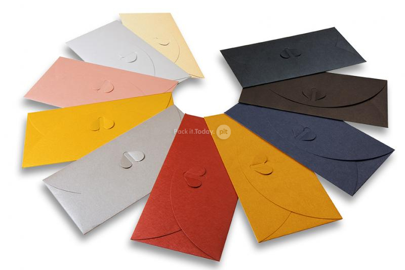 Envelopes com fecho cora&ccedil;&atilde;o